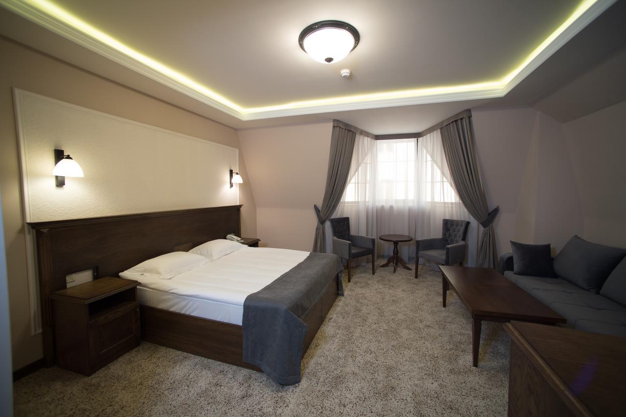 Boulevard Hotel Erévan Extérieur photo