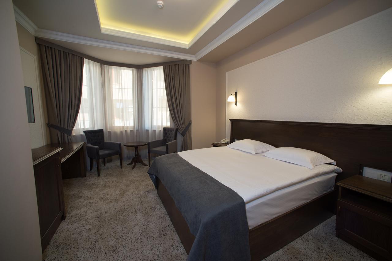 Boulevard Hotel Erévan Extérieur photo